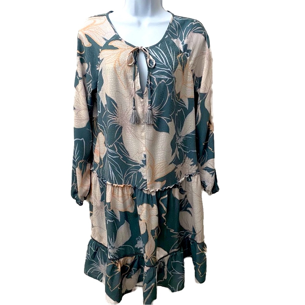 Lovestitch, Floral Tiered V-Neck with Tie Closure Long Sleeve
